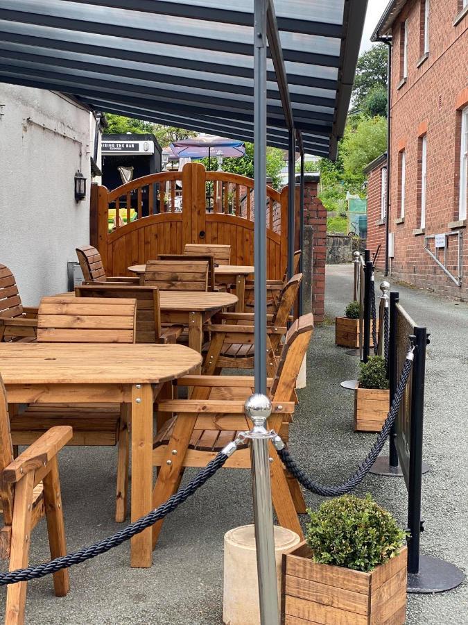 Old New Inn, Llanfyllin Exterior foto